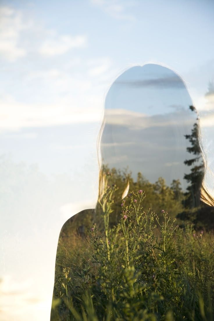 Theta Healing e trasformazione interiore — doppia esposizione natura